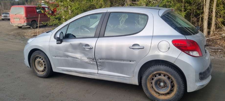 Peugeot 207 2006-2012 , Motorkode: 8H01, Girkassekode: 