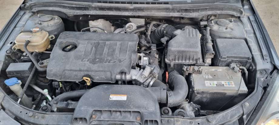 Hyundai i30 2007-2012 (Type I) , Motorkode: D4FB-PL, Girkassekode: 