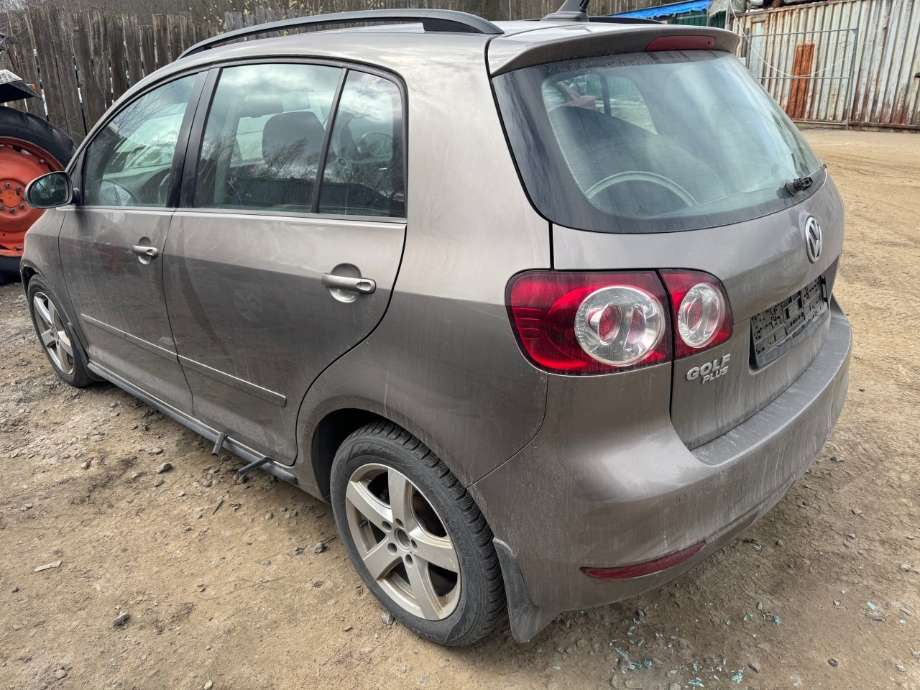 VW Golf, Plus/Cross 2009-2013 (Fase 2) , Motorkode: CAY, Girkassekode: 