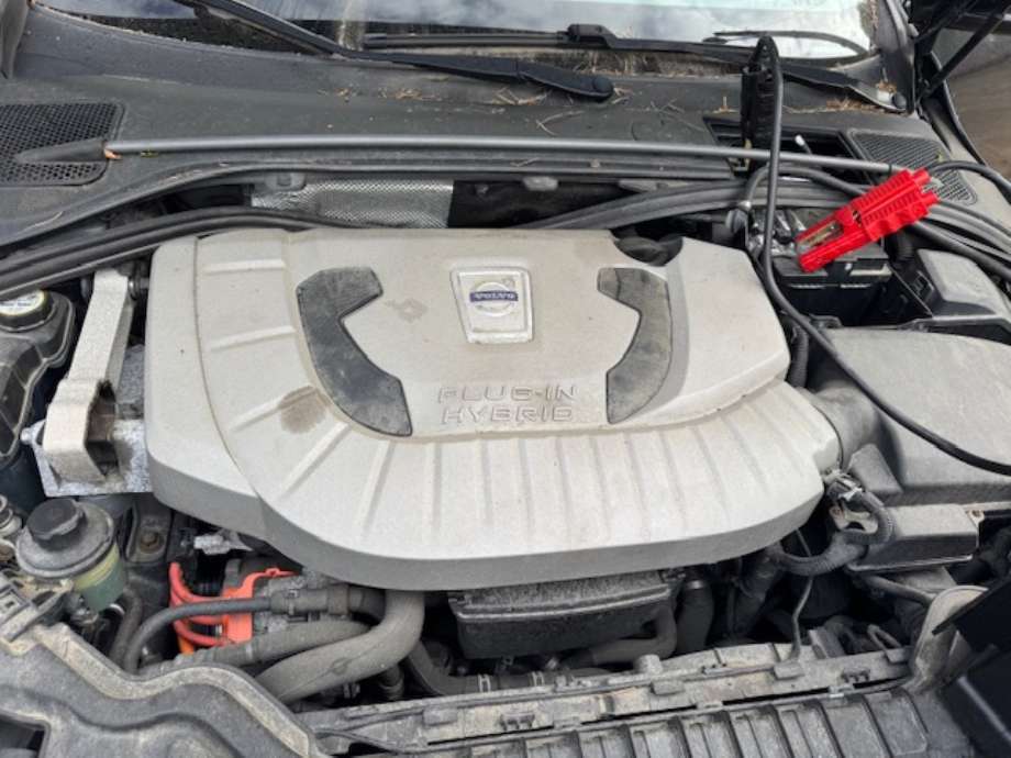 Volvo V60/V60 CC 2013-2018 (Type I, Fase 2) , Motorkode: D5244T15, Girkassekode: 