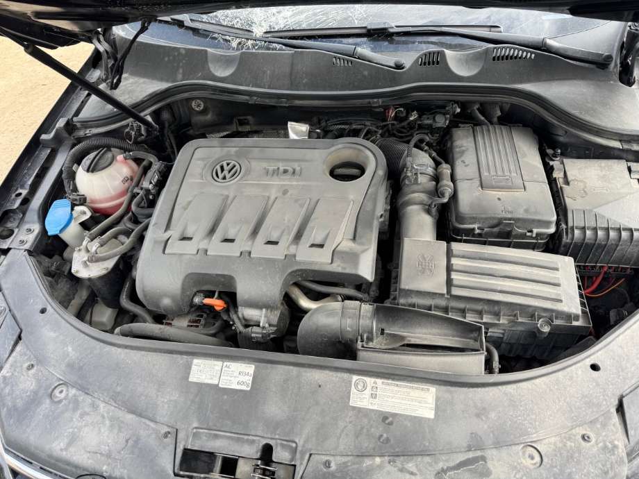 VW Passat 2011-2015 (B7) (B7), Motorkode: CFG, Girkassekode: 