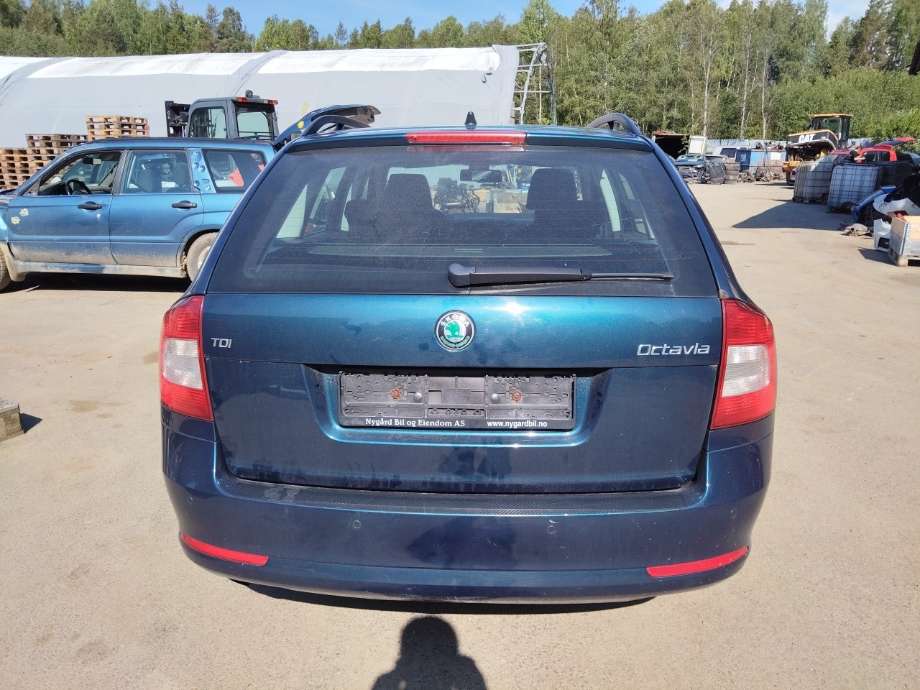 Škoda Octavia 2009-2013 (Type II, Fase 2) , Motorkode: CAY, Girkassekode: 