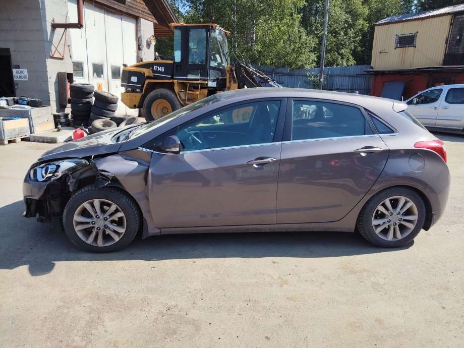 Hyundai i30 2007-2012 (Type I) delebil , Motorkode: D4FB-5IL, Girkassekode: 