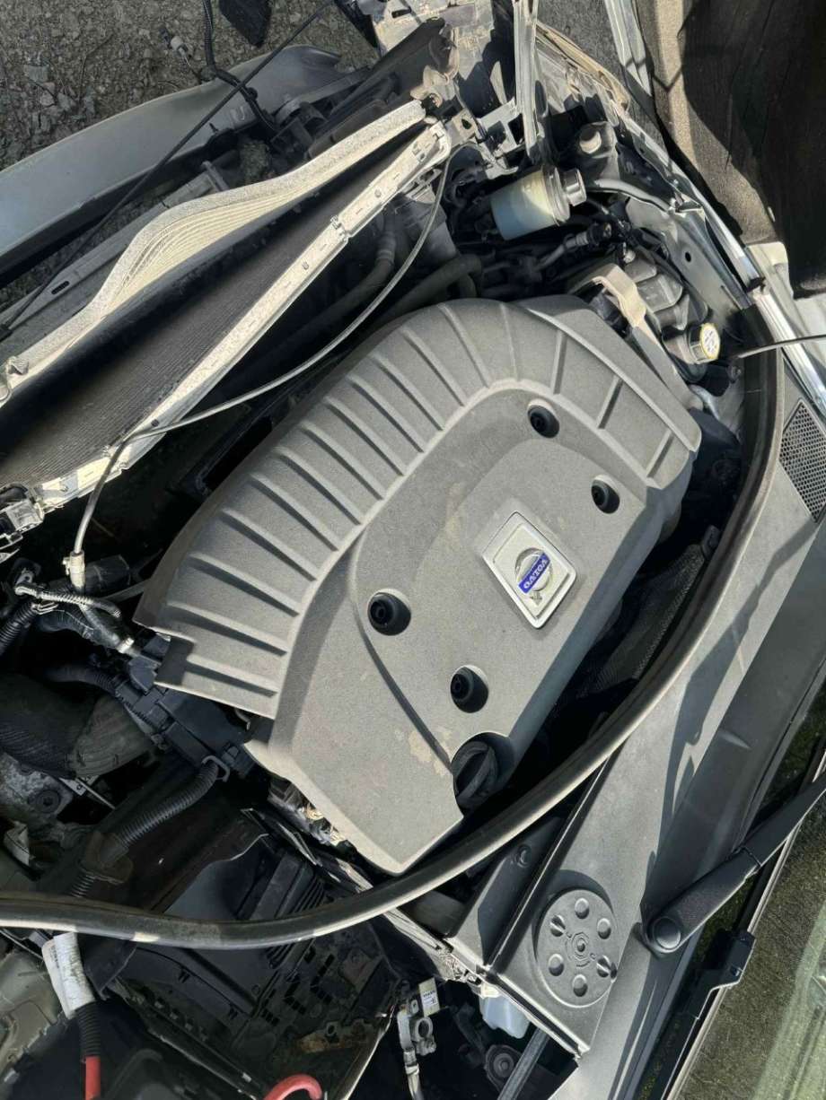 Volvo XC70 2008-2013 (Type II, Fase 1) , Motorkode: D5244T17, Girkassekode: 
