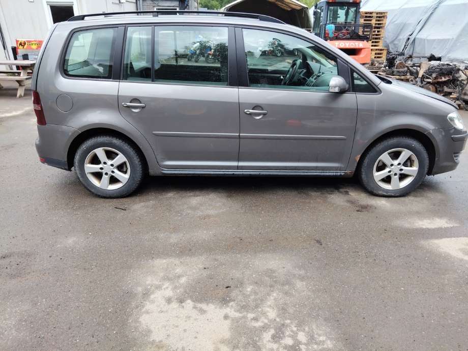 VW Touran 2007-2010 (Type I, Fase 2) , Motorkode: BXE, Girkassekode: 