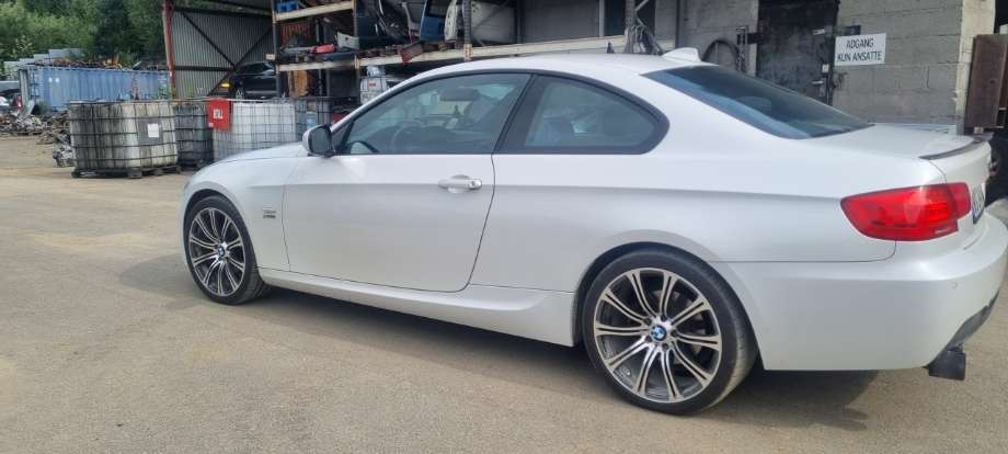 BMW 3-Serie 2005-2011 (E90/E91/E92/E93) (E90/E91/E92/E93), Motorkode: N47D20C, Girkassekode: 