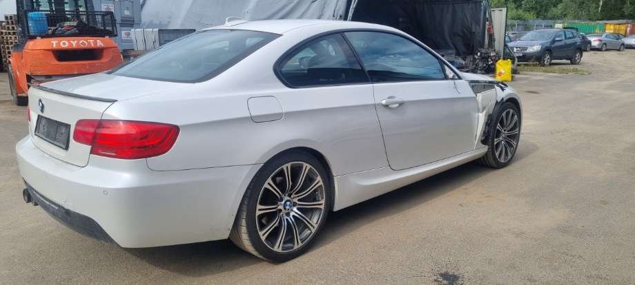 BMW 3-Serie 2005-2011 (E90/E91/E92/E93) (E90/E91/E92/E93), Motorkode: N47D20C, Girkassekode: 