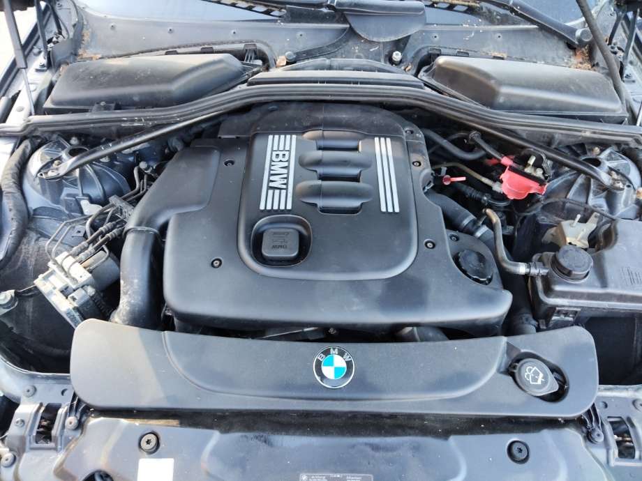 BMW 5-Serie 2003-2010 (E60/E61) delebil , Motorkode: 204D4, Girkassekode: 