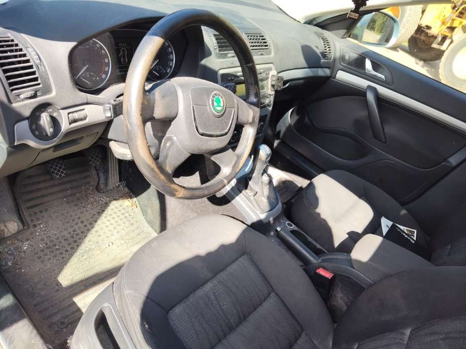 Škoda Octavia 2009-2013 (Type II, Fase 2) , Motorkode: BLS, Girkassekode: 