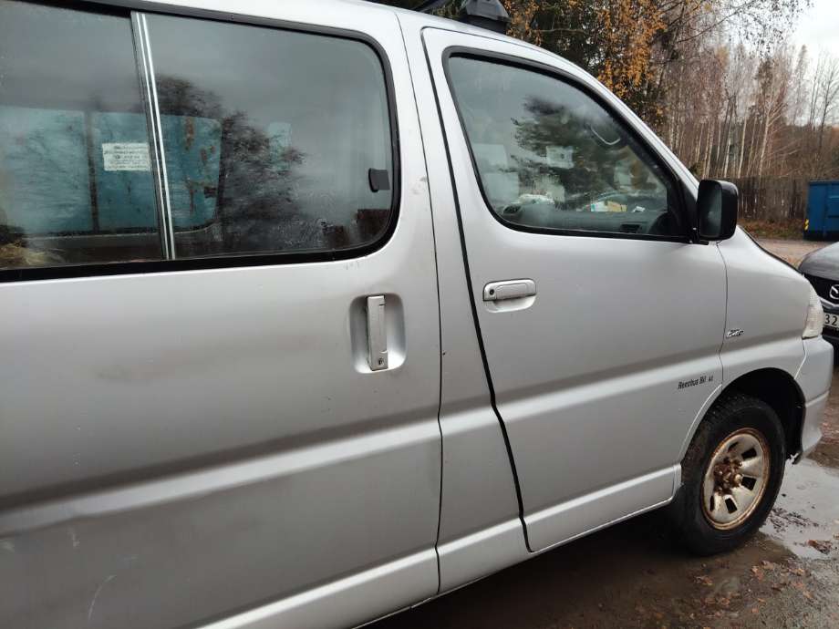 Toyota Hiace 2007-2012 (Fase 3) delebil , Motorkode: 2KD-FTV, Girkassekode: 