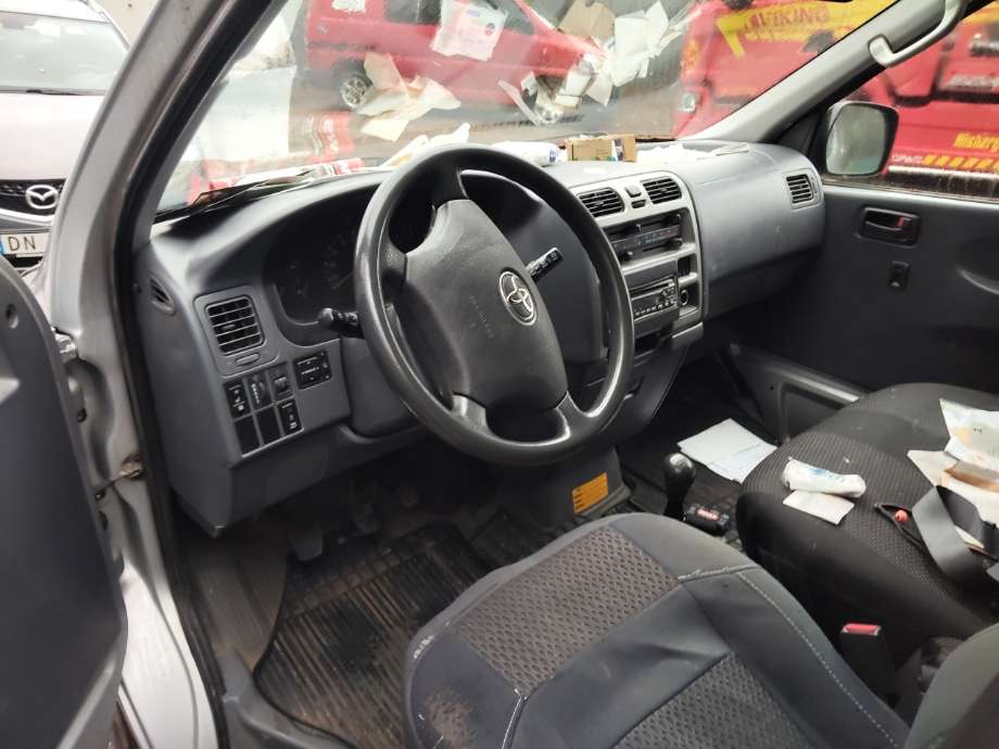Toyota Hiace 2007-2012 (Fase 3) delebil , Motorkode: 2KD-FTV, Girkassekode: 