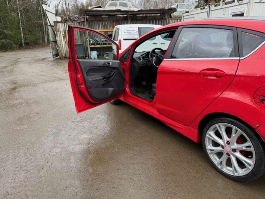 Ford Fiesta 2013-2017 (Type VI, Fase 2) , Motorkode: SFJD, Girkassekode: 