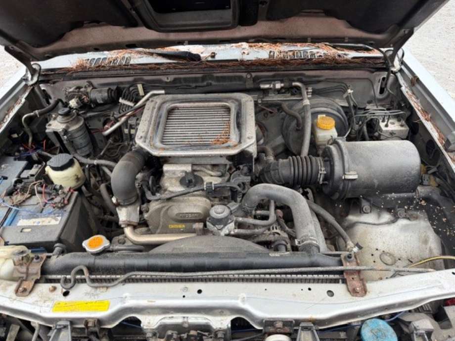 Nissan King Cab 2002-2011 (Fase 2) (D22/NP300) (D22/NP300), Motorkode: YD25, Girkassekode:
