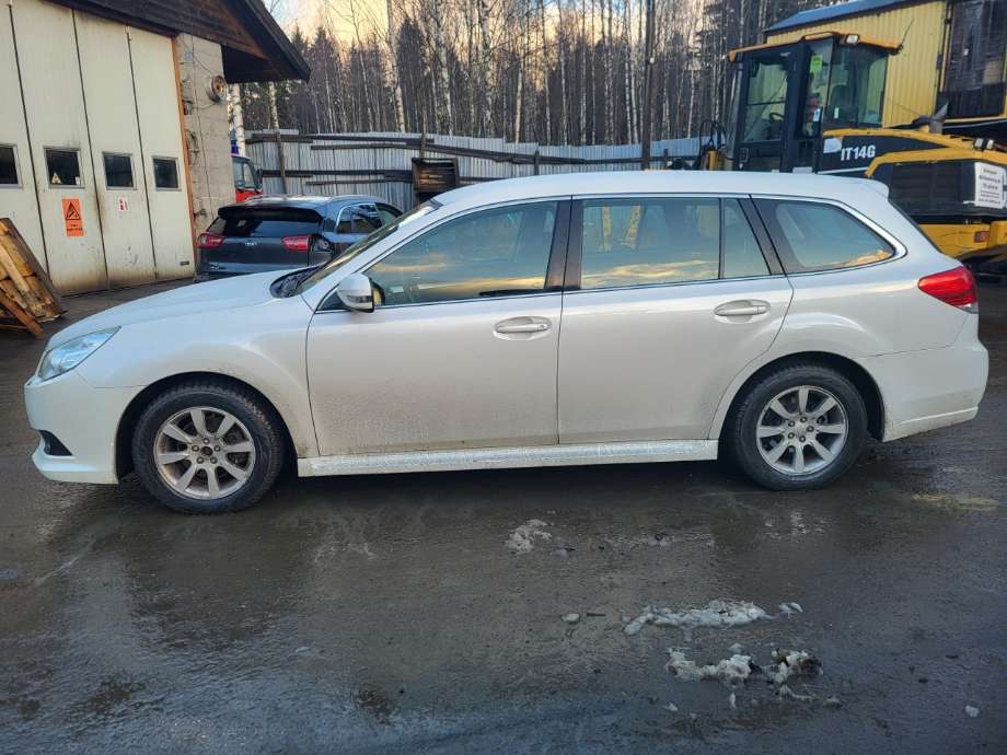 Subaru Legacy 2009-2015 , Motorkode: EE20, Girkassekode: 