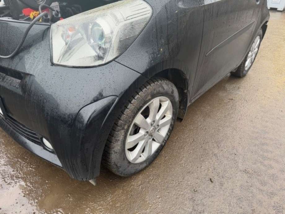 Toyota iQ, 2009-2014  delebil , Motorkode: 1