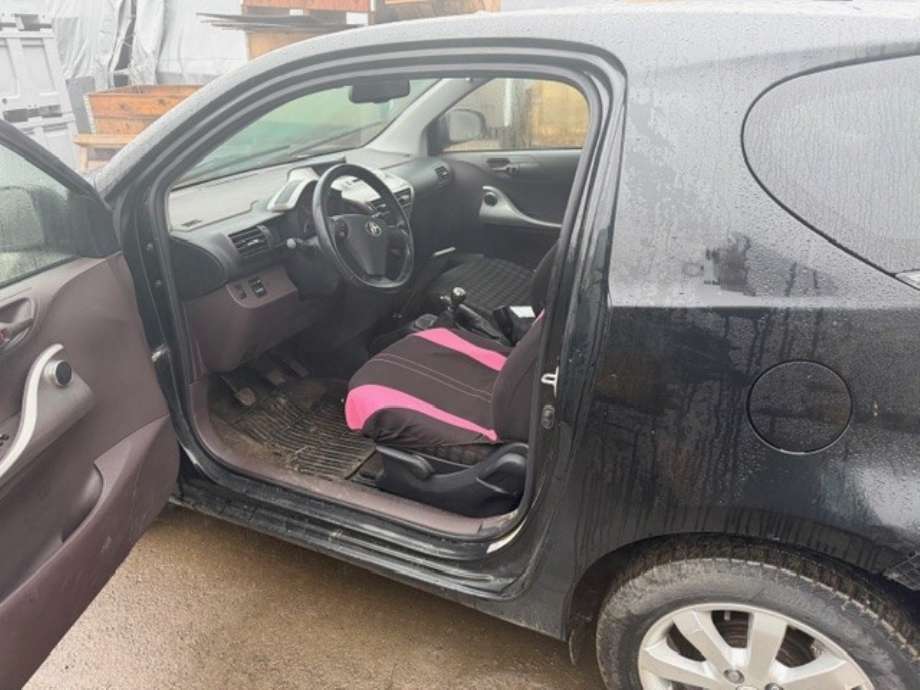 Toyota iQ 2009-2014 , Motorkode: 1, Girkassekode: 