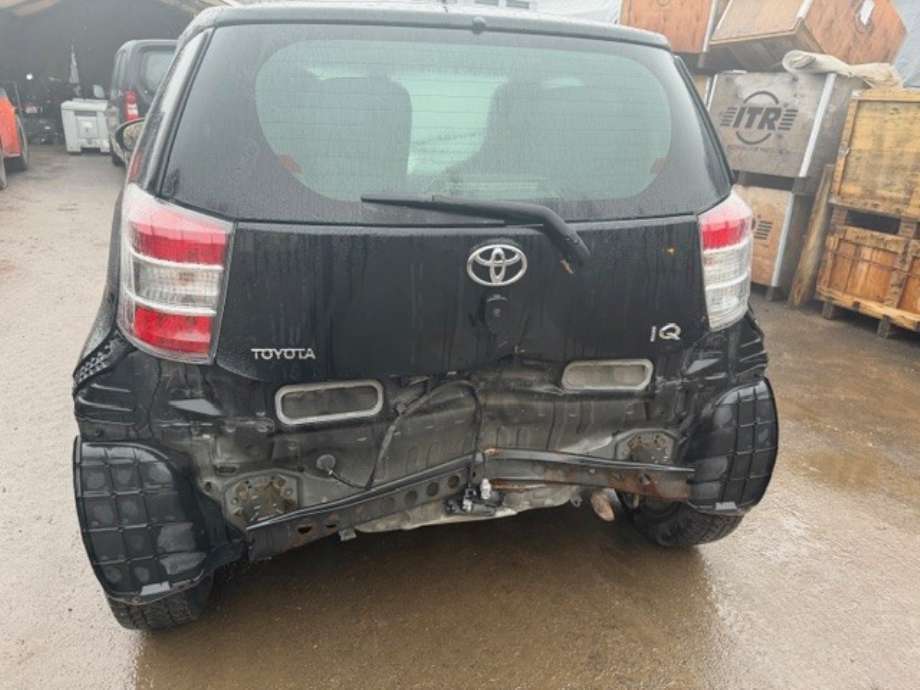Toyota iQ 2009-2014 , Motorkode: 1, Girkassekode: 