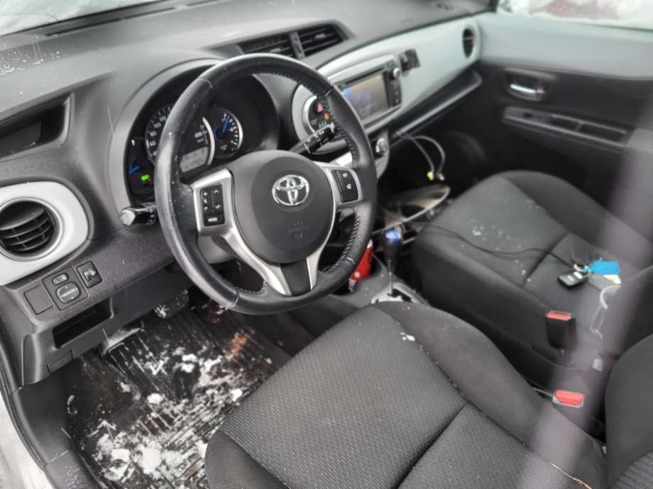 Toyota Yaris 2012-2014 (Type III, Fase 1) , Motorkode: 1NZ-FXE, Girkassekode: 