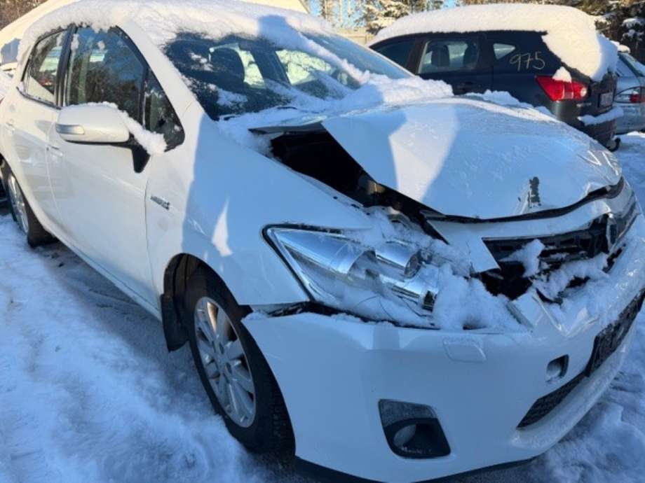 Toyota Auris 2010-2012 (Type I, Fase 2) , Motorkode: 2ZR-FXE, Girkassekode: 