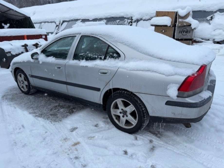 Volvo S60 2000-2004 (Type I, Fase 1) delebil , Motorkode: D5244T2, Girkassekode: 