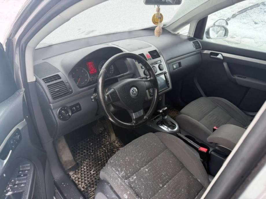 VW Touran 2007-2010 (Type I, Fase 2) , Motorkode: BLS, Girkassekode: 