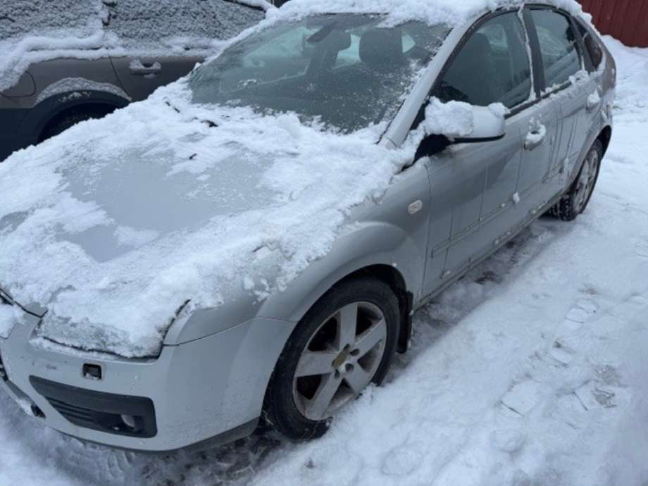 Ford Focus 2004-2007 (Type II, Fase 1) delebil , Motorkode: KKDA, Girkassekode: 