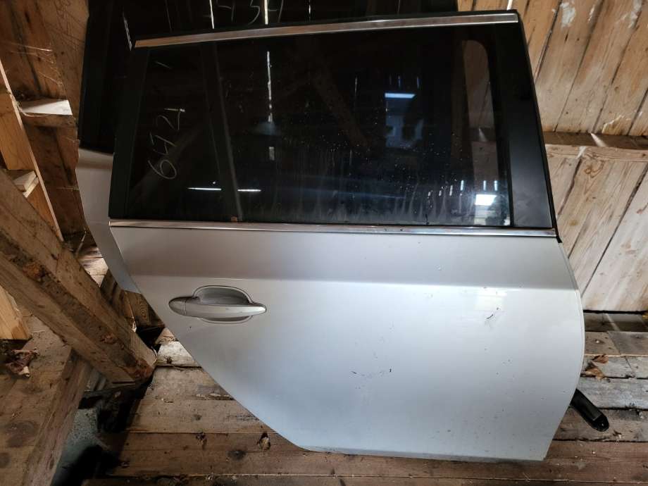 Dør høyre bak til BMW 5-Serie, 2003-2010 (E60/E61) (E60/E61) (41 00 3 449 338)