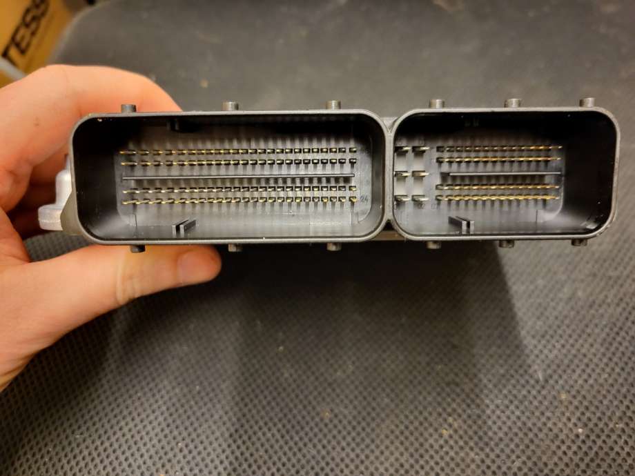 Styreenhet motor til BMW X3 2010-2017 (F25) (F25) (281017647|8 513 249|)