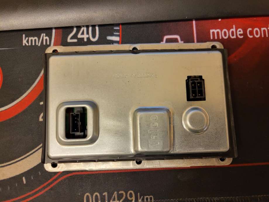Styreenhet xenon/ballast til Volvo XC70 2005-2007 (Type I, Fase 2)  (89035113|)