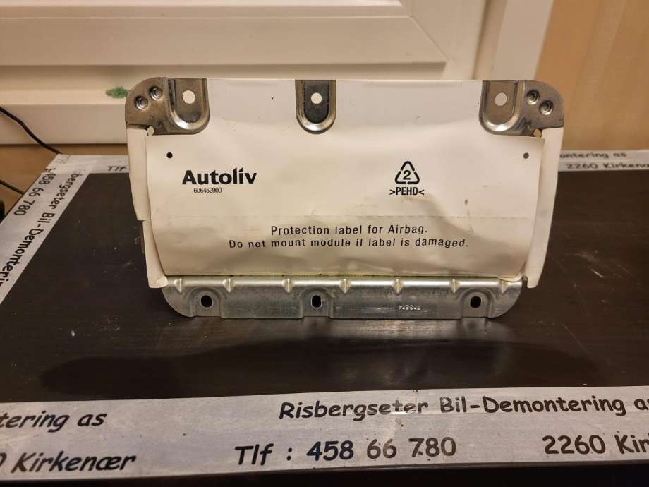 Airbag passasjer til Volvo XC70, 2005-2007 (Type I, Fase 2)  (31271211)