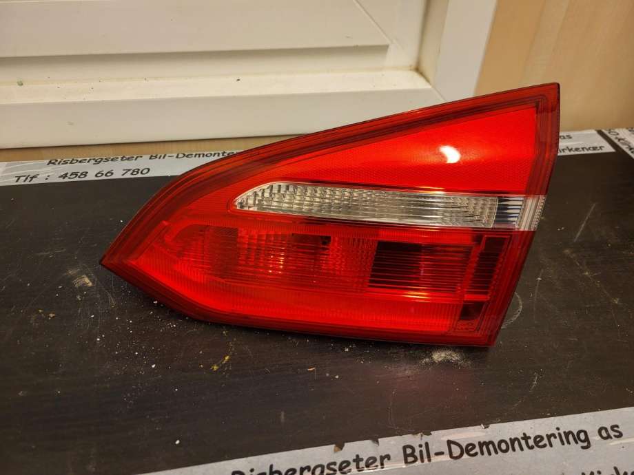 Baklykt høyre indre til Ford Focus, 2014-2018 (Type III, Fase 2)  (1868297)