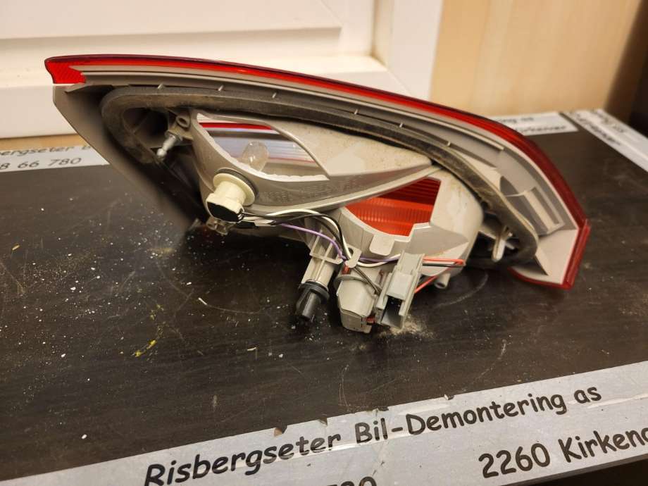 Baklykt høyre indre til Ford Focus 2014-2018 (Type III, Fase 2)  (1868297|)