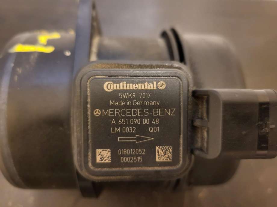 Luftmengde/luftmassemåler til Mercedes C-Klasse 2011-2014 (Fase 2) (W204) (W204) (A6510900048|)