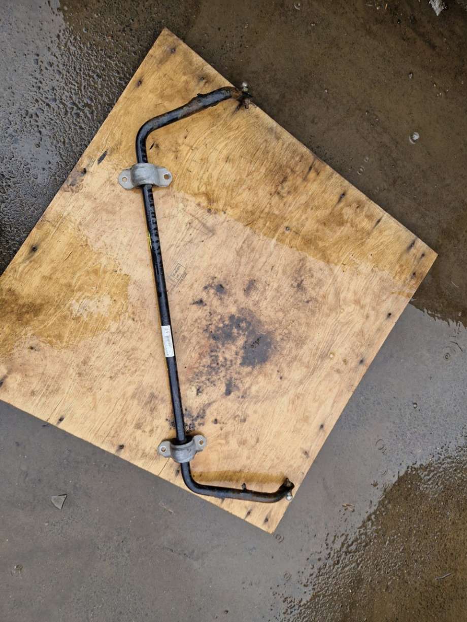 Stabilisatorstag foran til BMW 3-Serie, 2012-2018 (F30/F31/F34) (F30/F31/F34) (679211103)