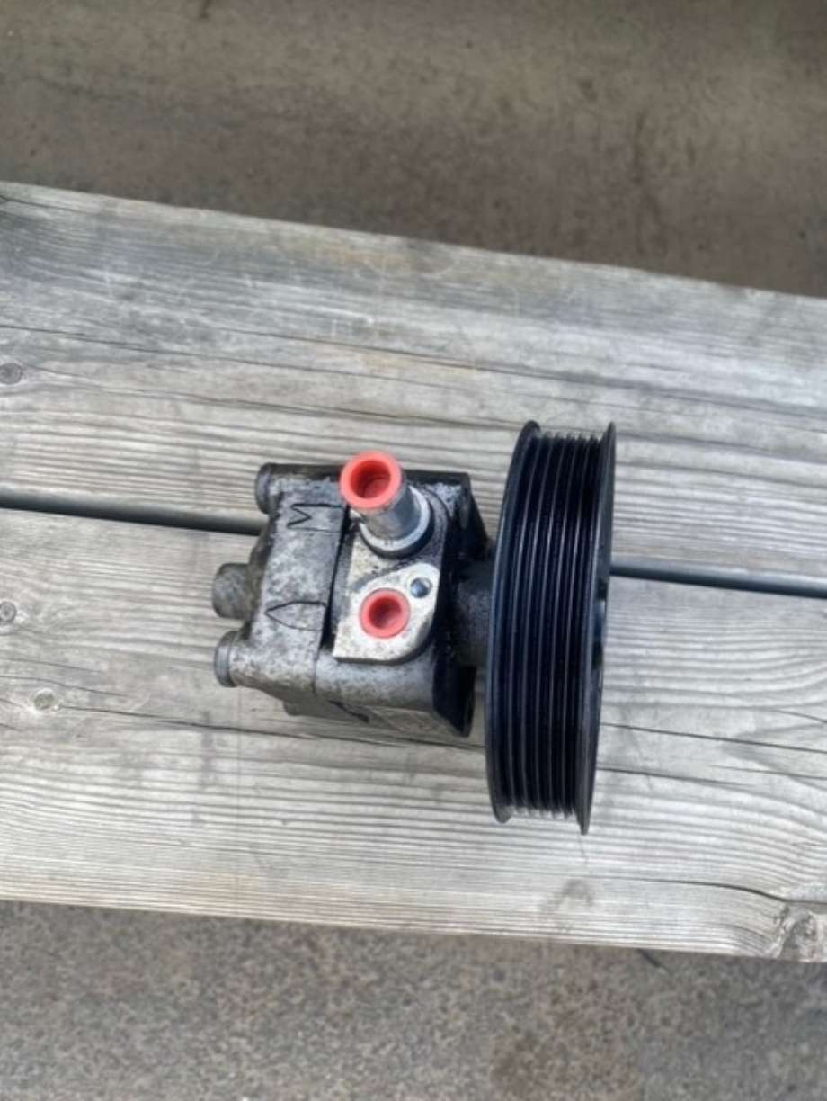 Servo pumpe mekanisk til Volvo XC90 2002-2006 (Type I, Fase 1) (36050559|)