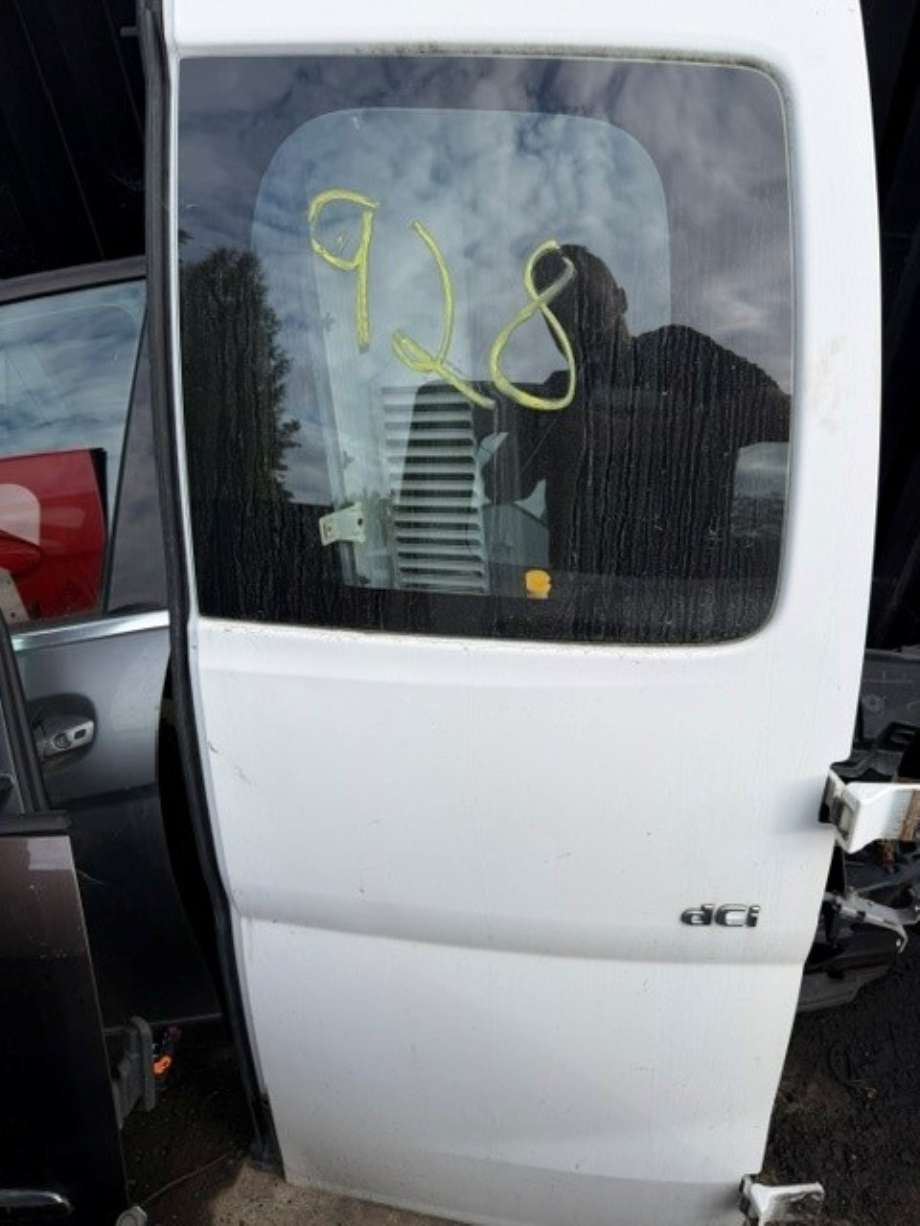Bakluke til Nissan NV200, 2010-2019