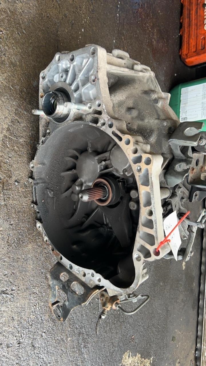 Girkasse manuell til Toyota RAV4 2006-2009 (Type III, Fase 1)  (30300|)