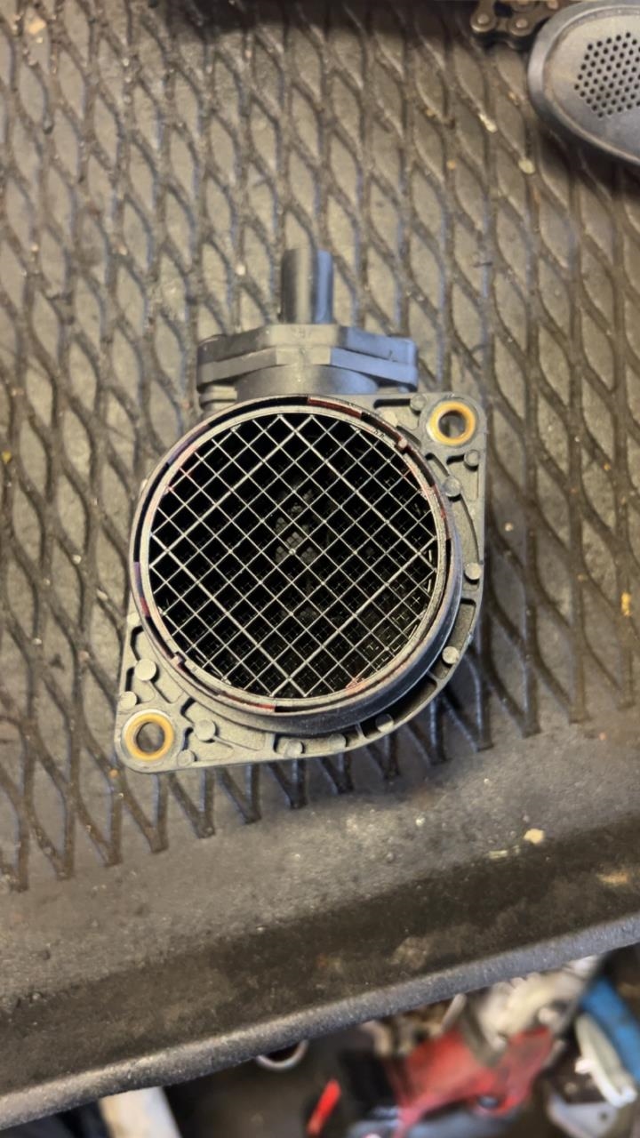 Luftmengde/luftmassemåler til Audi TT, 1998-2006 (Type I)  (06A 906 461 C)