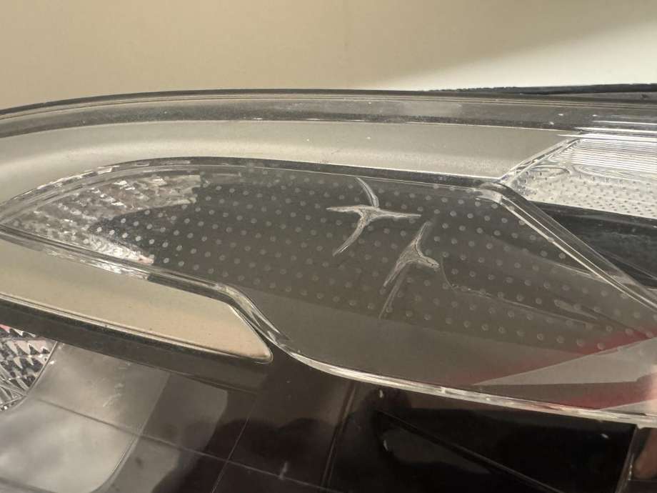 Frontlykt høyre xenon til Volvo V40, 2012-2019  