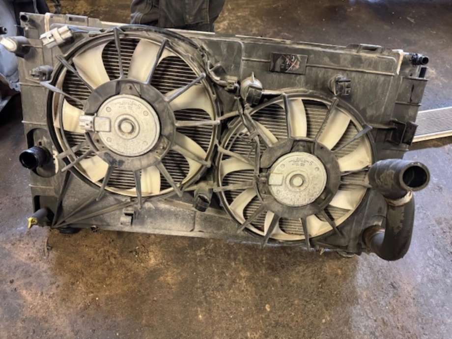 Kjølevifte elektrisk til Toyota Prius +7, 2012-2020 (Type III) (stasjonsvogn) (stasjonsvogn) (1671137040)
