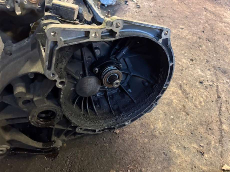 Girkasse manuell til Volvo C30, 2006-2009 (Fase 1)  (36050335)