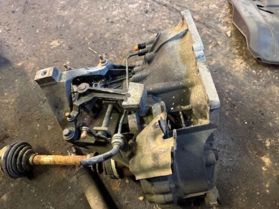 Girkasse manuell til Volvo C30 2006-2009 (Fase 1)  (36050335|)