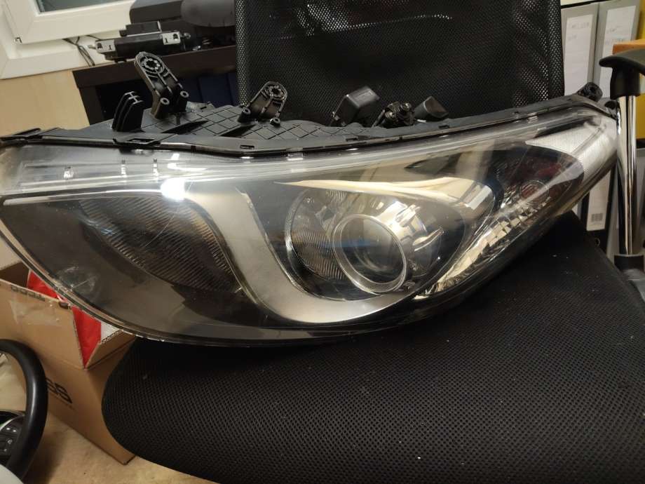 Frontlykt venstre halogen til Hyundai i30 2012-2017 (Type II)  (92101A 6000|)