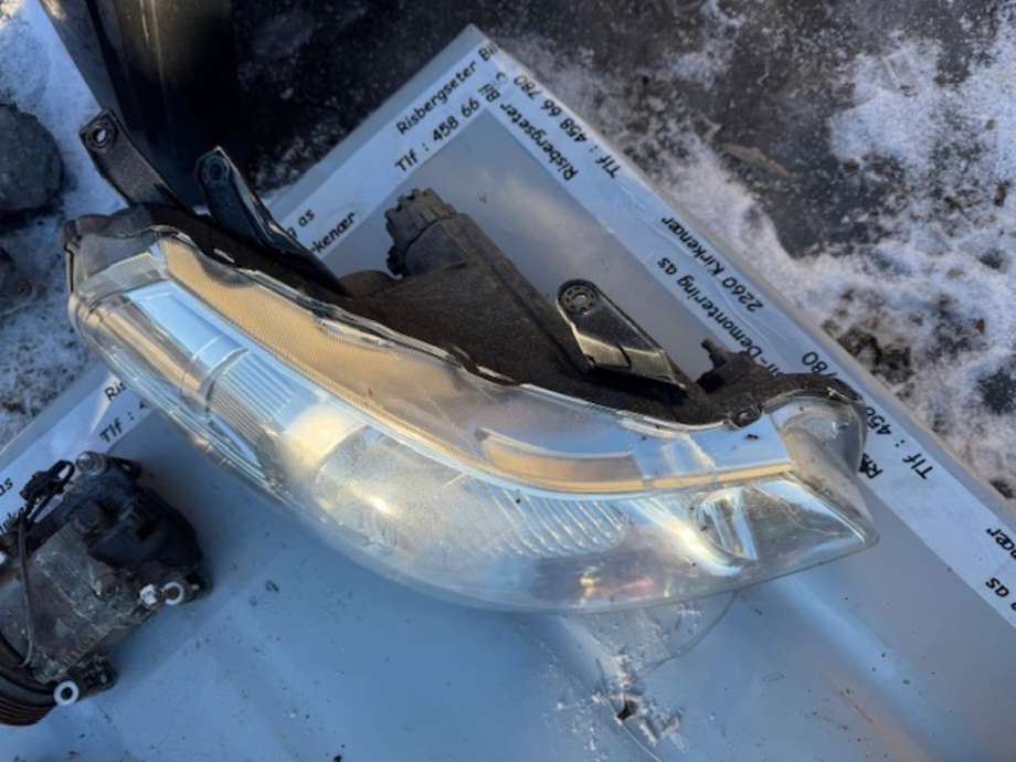 Frontlykt høyre halogen til Suzuki SX4 2009-2013 (Type I, Fase 2)  (35120-80J61|)