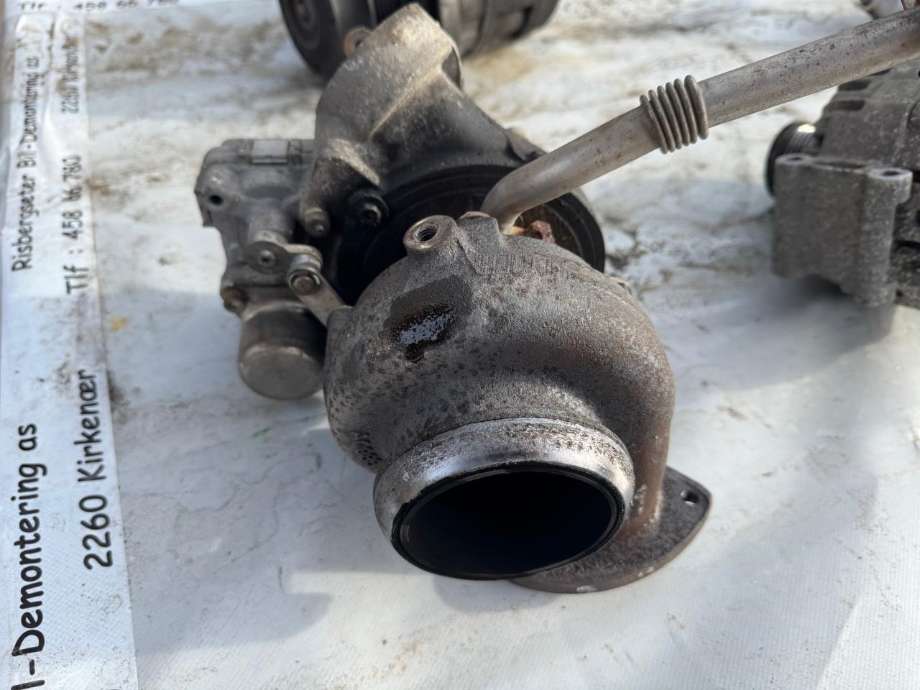 Turbo til Mercedes C-Klasse, 2007-2011 (Fase 1) (W204) (W204) (A 651 090 00 86)