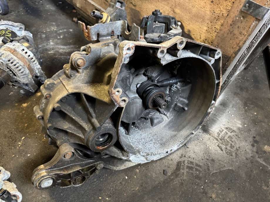 Girkasse manuell 6-trinn til Ford Focus 2014-2018 (Type III, Fase 2)  (1836357|2255924|)