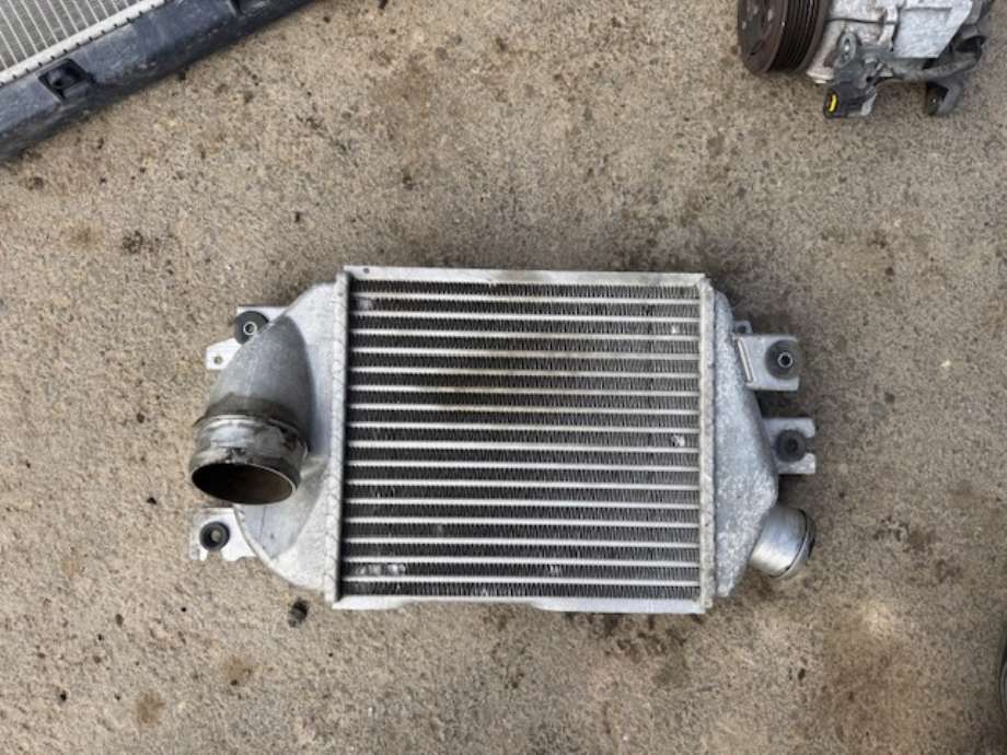 Intercooler til Subaru Impreza, 2008-2012 (Type III)  (21821AA051)