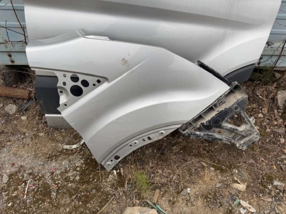Skjerm høyre foran til Ford Transit, 2014-->>  (2242243)