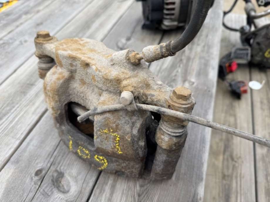 Bremsecaliper venstre foran til Ford Transit, 2014-->>  (1783933)
