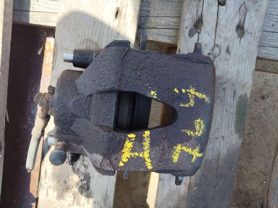 Bremsecaliper høyre foran til Audi A1, 2010-2014 (Type I, Fase 1)  (1K0 615 124 D)